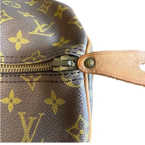 Louis Vuitton Keepall 55 Duffle Bag - Picture 7 of 10